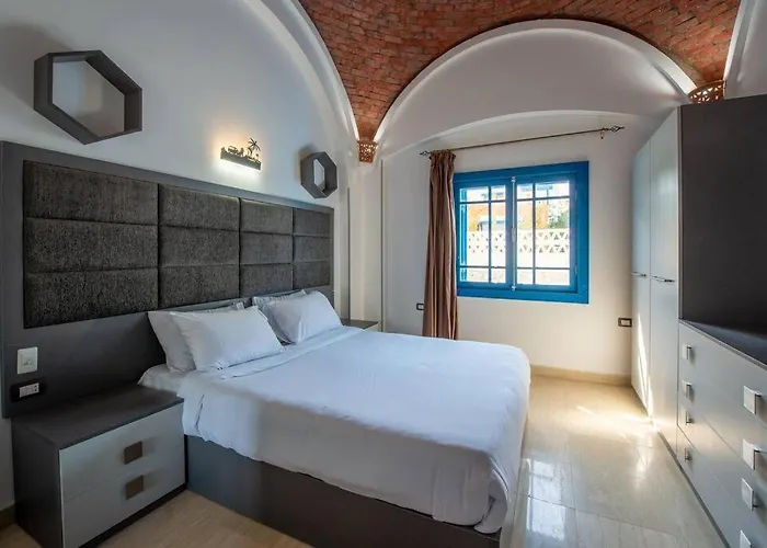 Villa Spacious With Private Pool *